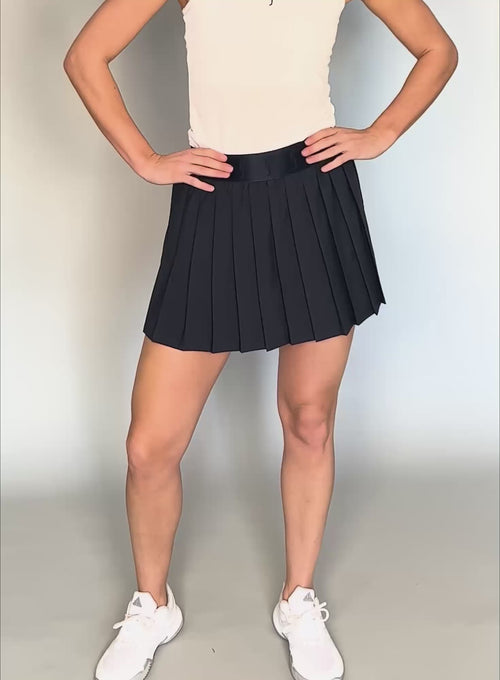 Women's Performance Court Pleated Skirt